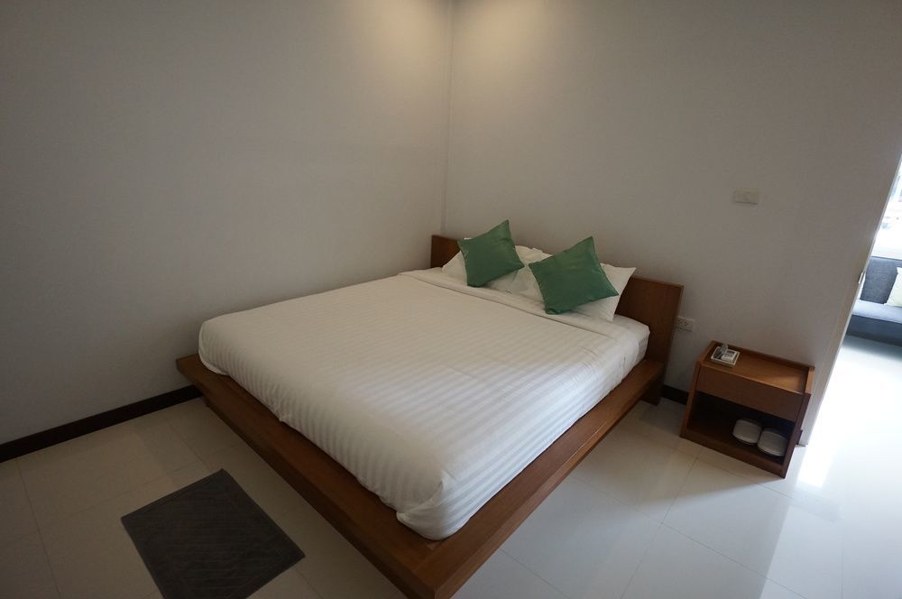 The Brass Villa Garden Resort Sattahip Exterior photo