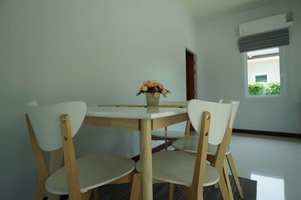 The Brass Villa Garden Resort Sattahip Exterior photo