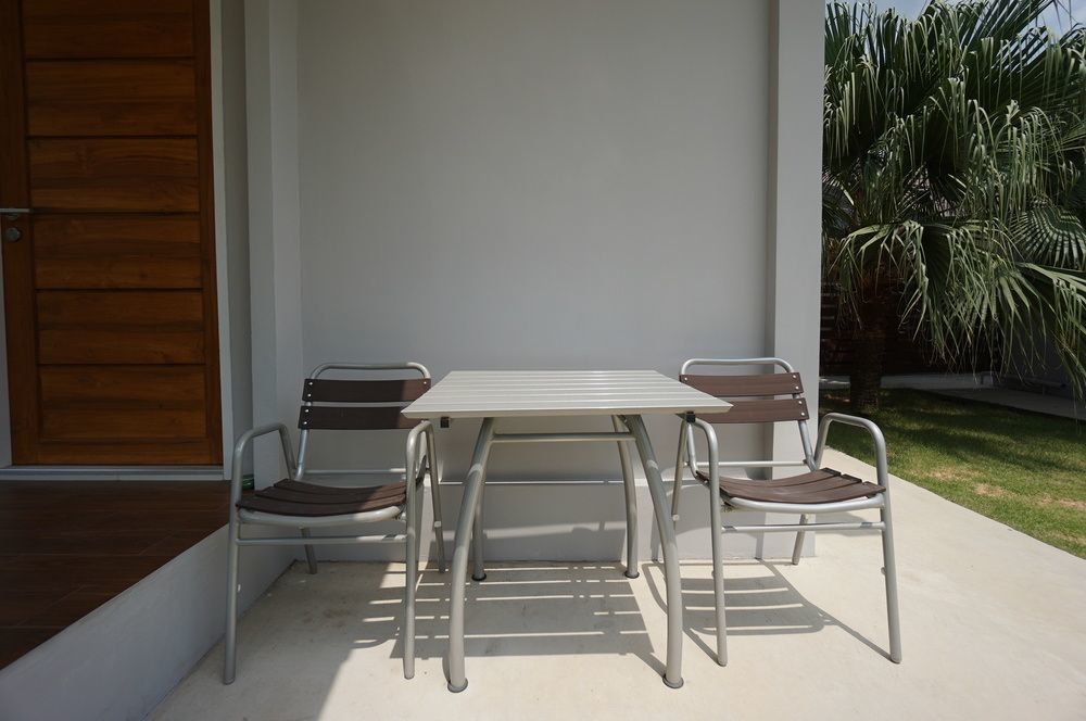 The Brass Villa Garden Resort Sattahip Exterior photo
