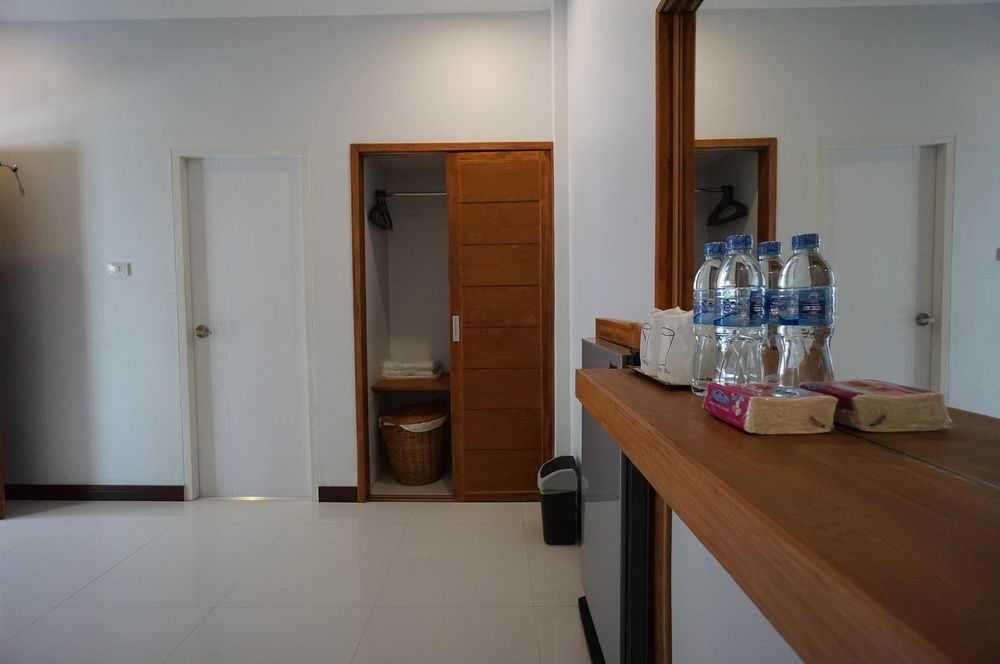The Brass Villa Garden Resort Sattahip Exterior photo